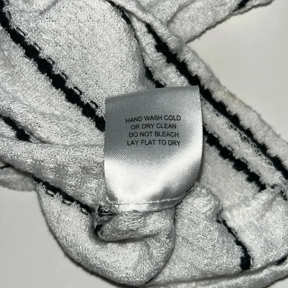 3 for $13 long sleeved top textured striped scoop neck top juniors small white - Picture 7 of 7